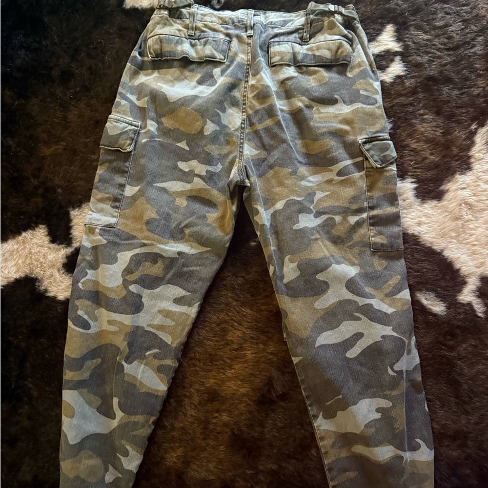 Mother Sir Yes Sir Camouflage Cargo Pants | Size 10